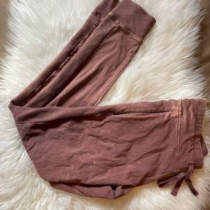 Victoria’s Secret PINK! Acid Wash Leggings!